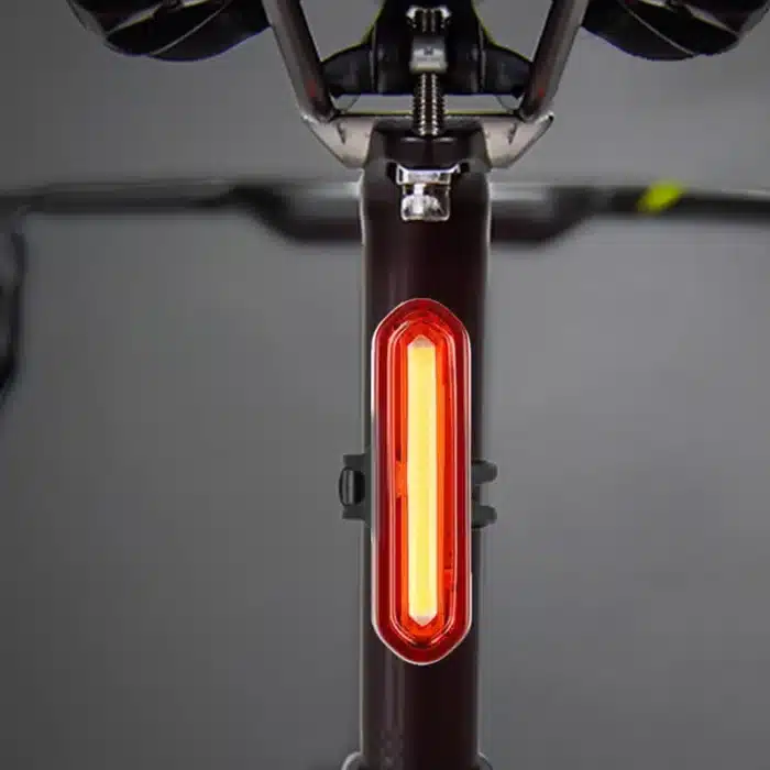 Barre lumineuse vélo arrière 1